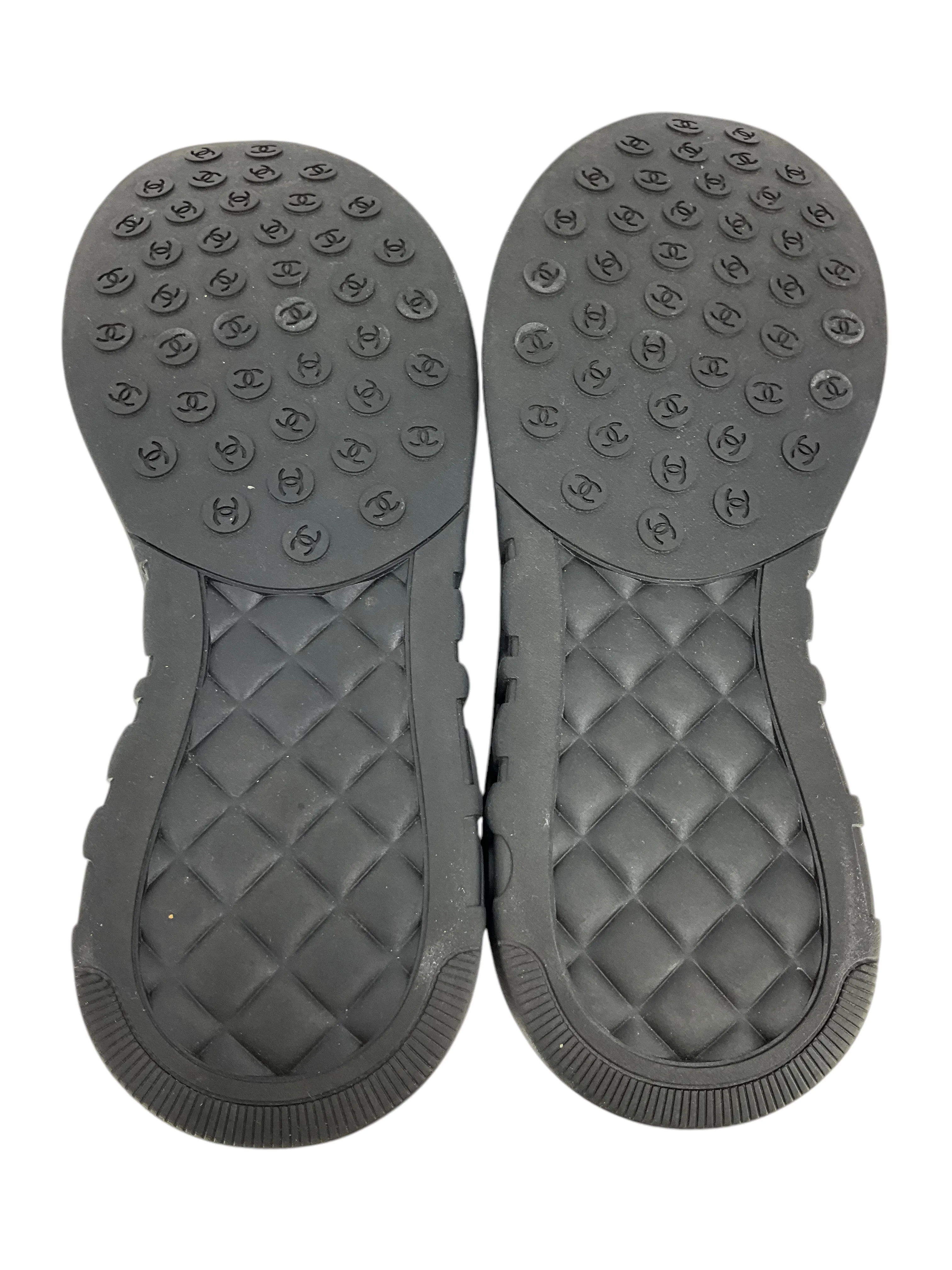 CHANEL Luxe Lycra Fabric CC Logo Sneakers - Size 9 - Stylish and Comfortable Footwear