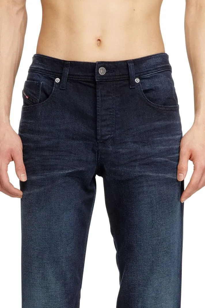 Diesel 2023 D-FINITIVE Regular Jeans