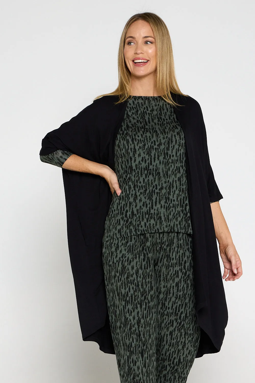 Magnolia Cardigan - Black