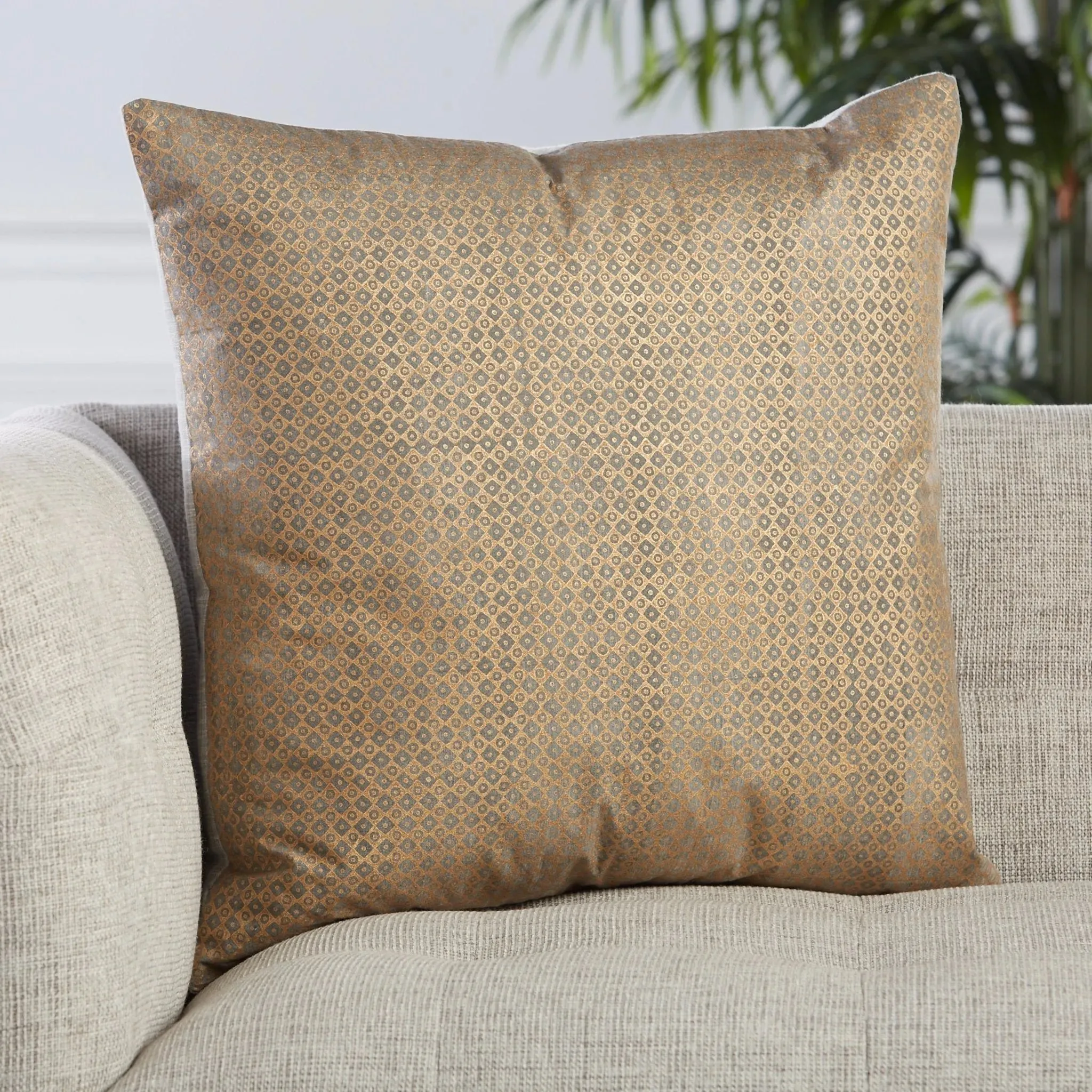 Revolve ROV05 Gold/Beige Pillow